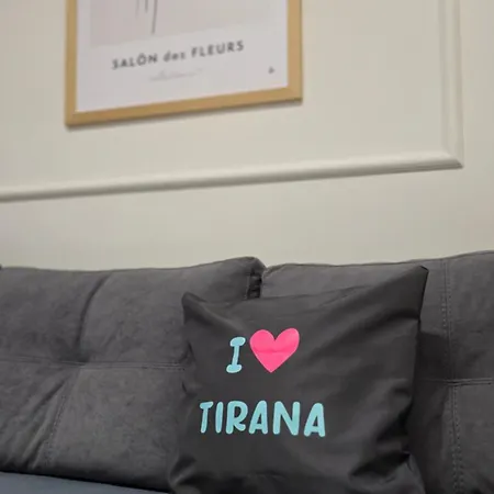 Charming Comfort Apartment Tirana