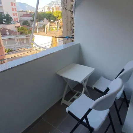 Charming Comfort Appartement Tirana